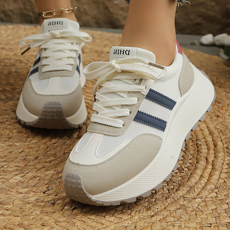 White Sneaker Care Kit - Sepatu Sneakers Wanita Model Terbaru 2025