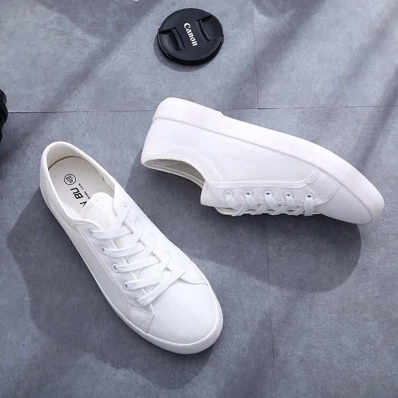 Sepatu Kanvas Pasangan Putih S - White Sneaker Care Kit ulasan dan harga