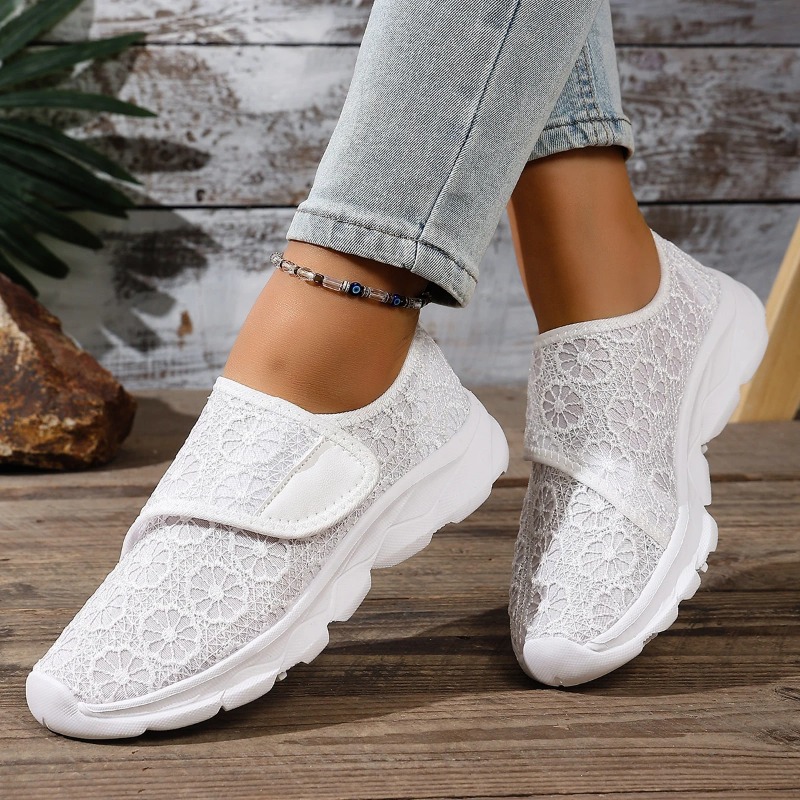 Sepatu Kets Wanita Sepatu Ring - White Sneaker Care Kit ulasan dan harga