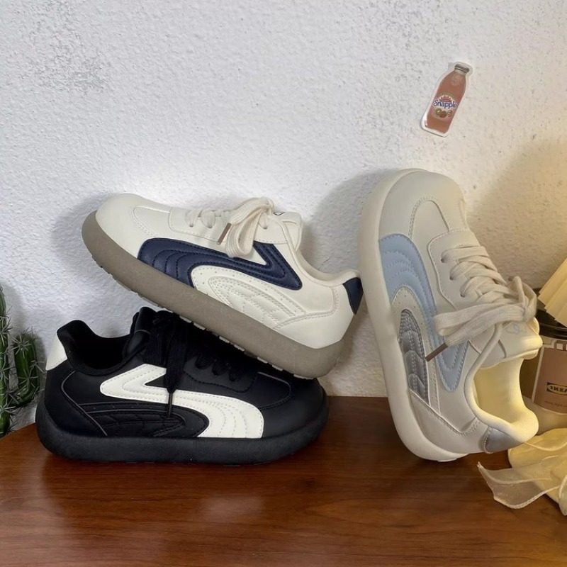 Sepatu Sneakers Wanita Vintage - White Sneaker Care Kit ulasan dan harga